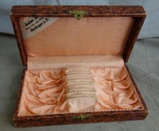 alter Besteckkasten leer