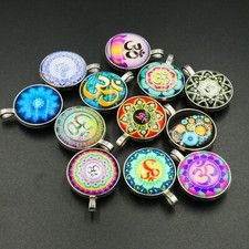 NELLYS om Yoga om Anhänger