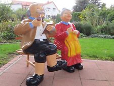 Oma und Opa auf der Bank