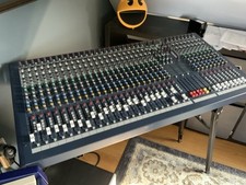 Soundcraft LX 7 II 32-Channel 7-Bus Live Mixer 
