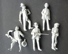 E.K. Miniatures        Wyatt Earp und Brüder     5x vollplastisch 54 mm
