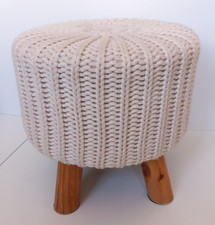 Gestrickter pouffe fußhocker - gestrickter,