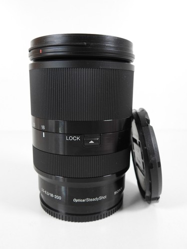 Sony 200mm 5 - 18-200mm, oss