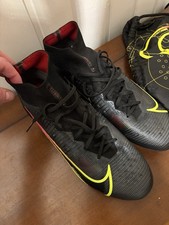 Nike Mercurial Superfly 8 Elite SG Fußballschuhe Gr.45,5 Flyknit Schwarz Gelb