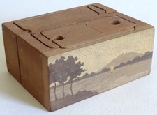 antikes Holz Puppenmöbel