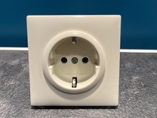 Steckdose Gira Standard 55 Cremeweiß