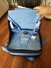 Boostersitz hellblau aufblasbarer Sitz Kindersitz Sitzerhöhung Tasche mobil Top