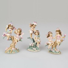 Elfen auf Zweig Pastellfarben