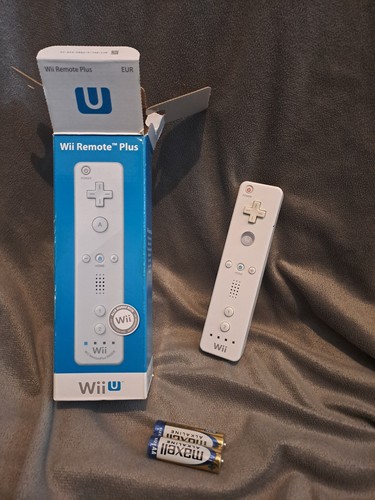 Nintendo wii remote plus - wii,