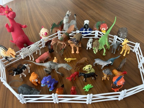 Tiere spielzeug spieltiere zoo - tiere,