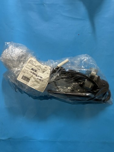 B063709 schlosssatz mit kappe - schlosssatz,