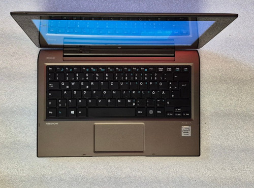 Medion akoya p2212t celeron - medion,