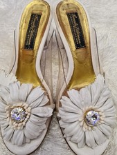 Damen Pumps In Weiß Mit Deko Applikationen  Gr 37 Gebraucht 