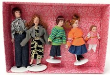 Puppenfamilie für puppenstube - puppenfamilie,