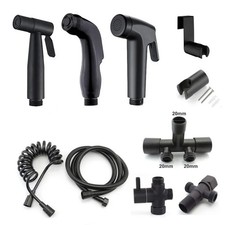 Black handheld shower set |