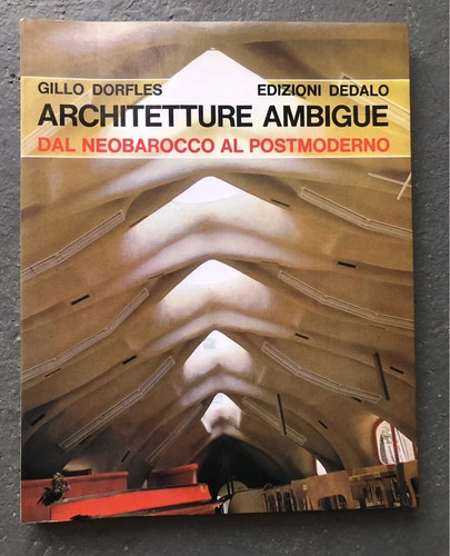Mehrdeutige architektur vom - mehrdeutige,