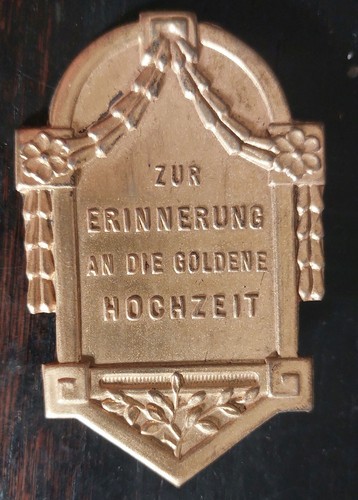 Vintage anstecker zur - vintage, „zur