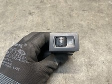 VW Golf 4 Sitzheizungsschalter Schalter Sitzheizung Rechts 1J0963564C #34297