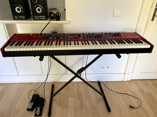 Nord Stage 2 HA88 Stage Piano mit 88 Keys, "After Touch"