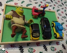 Kinderspielsachen Zusammen