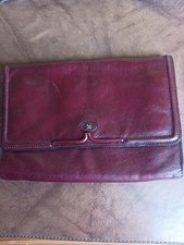 Assima Clutch Handtasche.