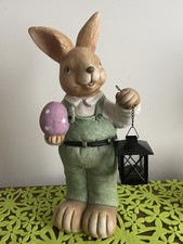 Hasenjunge mit Laterne * Höhe