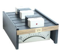 5x PHYWE Messgeräte Volt /