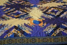 EINMALIGE HANDGEARBEITETE