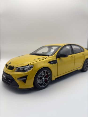 Biante holden hsv gtsr - holden, w1