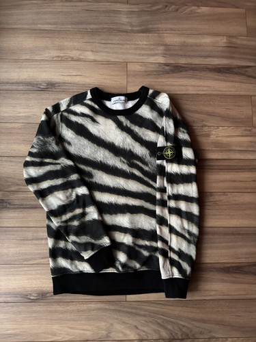 Ultra rare stone island - rare, zebra