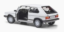 + VOLKSWAGEN VW Golf 1 GTI Pirelli Modellauto 1:18 Welly weiss 191099302084