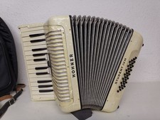 Akkordeon HOHNER STUDENT IV M 32 Bass.