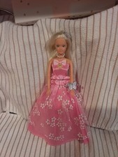 Barbie Ballkleid Puppe
