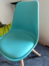 Retro Esszimmerstuhl  im Stiel der 70er in türkisblau neu