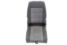 VW Touran Sitz hinten links (hintern Fahrersitz) Rücksitz - für Isofix