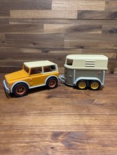 Schleich Pferdeanhänger 40185 & Jeep PKW 42025 Rentner 2003 gebraucht