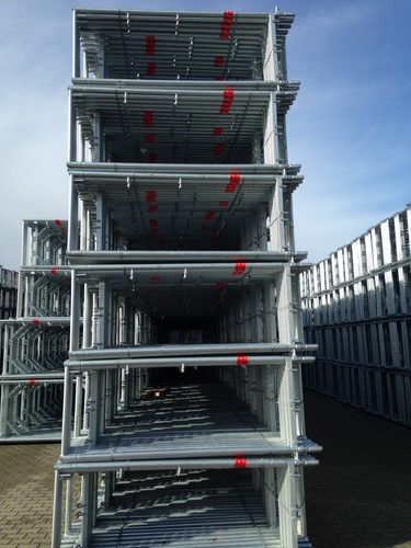 Neuware 112m gerüst - ca.112m²,