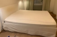 gebrauchtes Hussen-Bett beige von Ikea 160x200 + dazu passender Sessel 