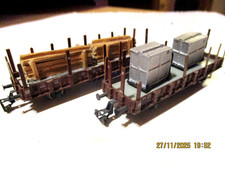 Modelleisenbahn Spur TT. Rungenwagen Rm der DR von TT Hobby mit Ladegut. Defekt.