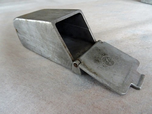 Klappbarer aschenbecher von - klappbarer,