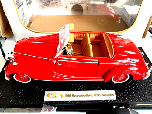 Signature models 18123 - models, 1/18