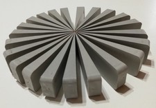 22 STÜCK GRAUE  MASSIVE Keile