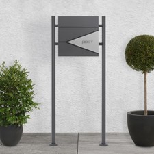 Briefkasten mit Ständer