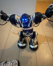 Robosapien WowWee Bipedal