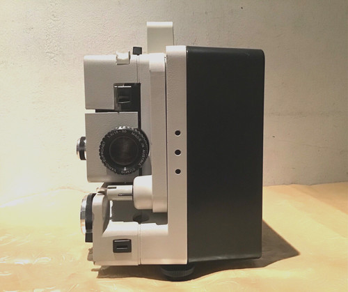 Vintage filmprojektor eumig - filmprojektor,