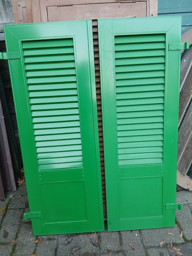 Paar fensterladen - 1,