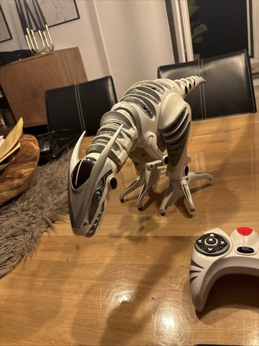 Interaktiver dino roboraptor - interaktiver,