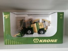 Mähdrescher Maishäcksler KRONE Big X V8 Maisgebiss, UH Merch in 1:32 Spur 1 Ovp