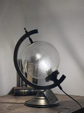 Dekorative Tischlampe im