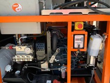 Hochdruck-Wasserstrahlanlage